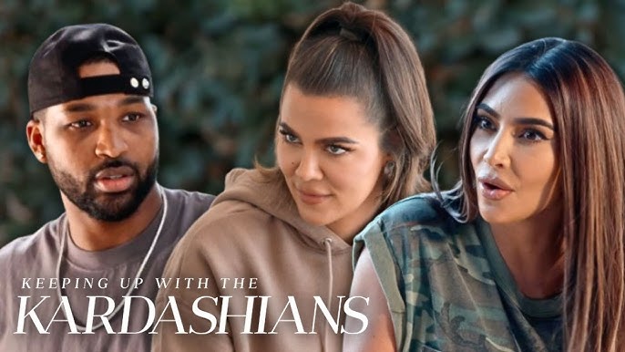 Khloé Kardashian Shuts Down Kris Jenner's Attempts To Set Her Up On Dates |  KUWTK | E! - YouTube