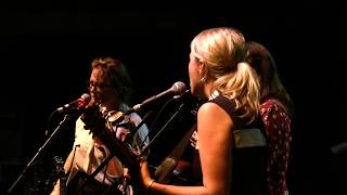 I'm With Her, "Crossing Muddy Waters," FreshGrass 2015 chords