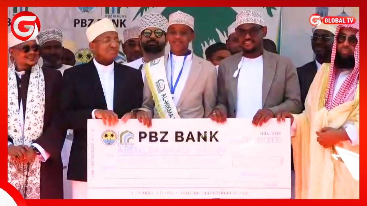 DOGO wa MIAKA 13 ASHINDA NAFASI ya KWANZA na MSOMAJI MWENYE SAUTI NZURI - MASHINDANO ya AL-HIKMA