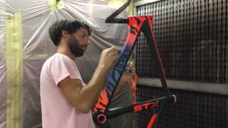 Lumarcolors verniciatura telai speciali cicli corsa e MTB - YouTube