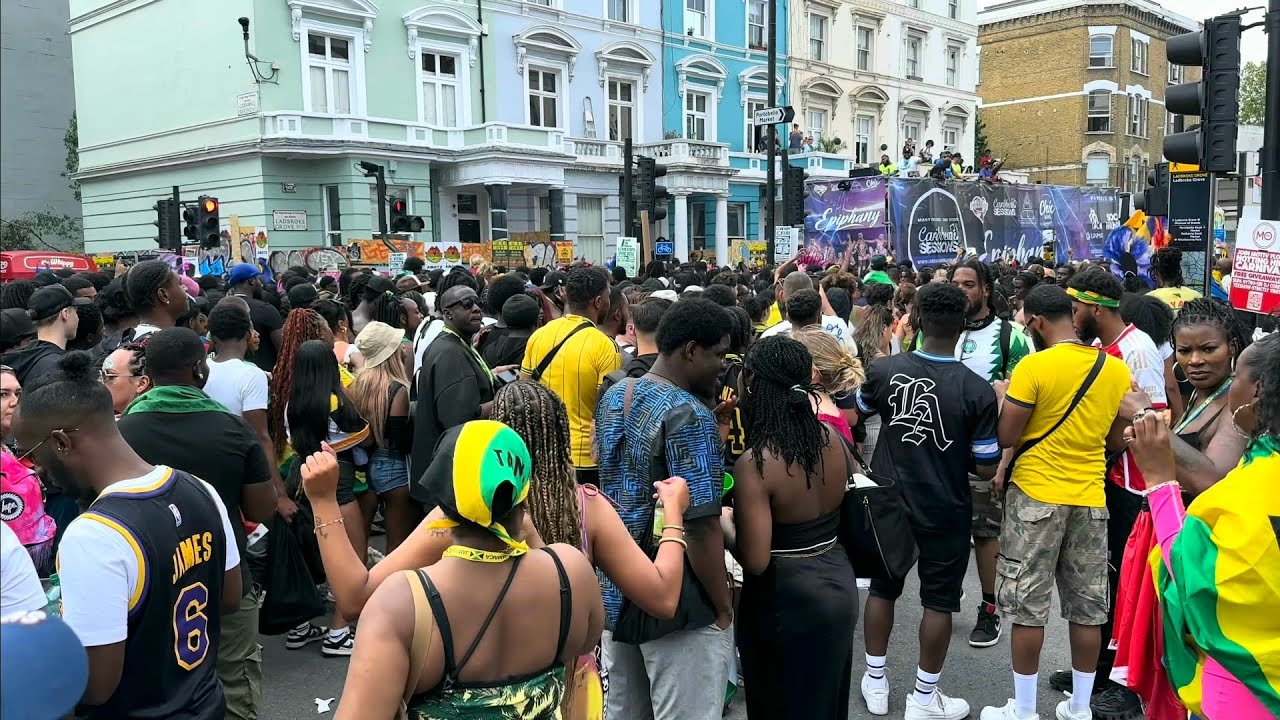 🇬🇧 NOTTING HILL CARNIVAL 2025 - WHO'S GOING? 4K