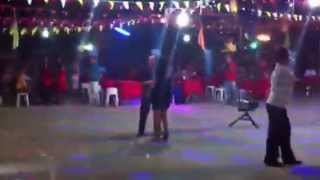 Play video: Deputy Speaker Raul Daza dancing Lambada