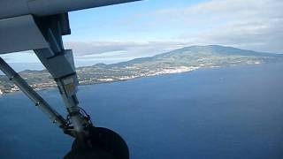 Bombardier Q400 - Aterragem em Ponta Delgada (pista 30)