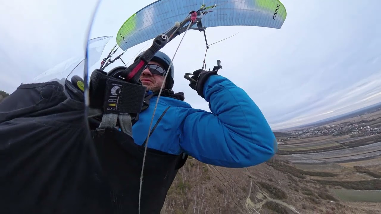 Lutowy żagiel na Pińczowskim Garbie