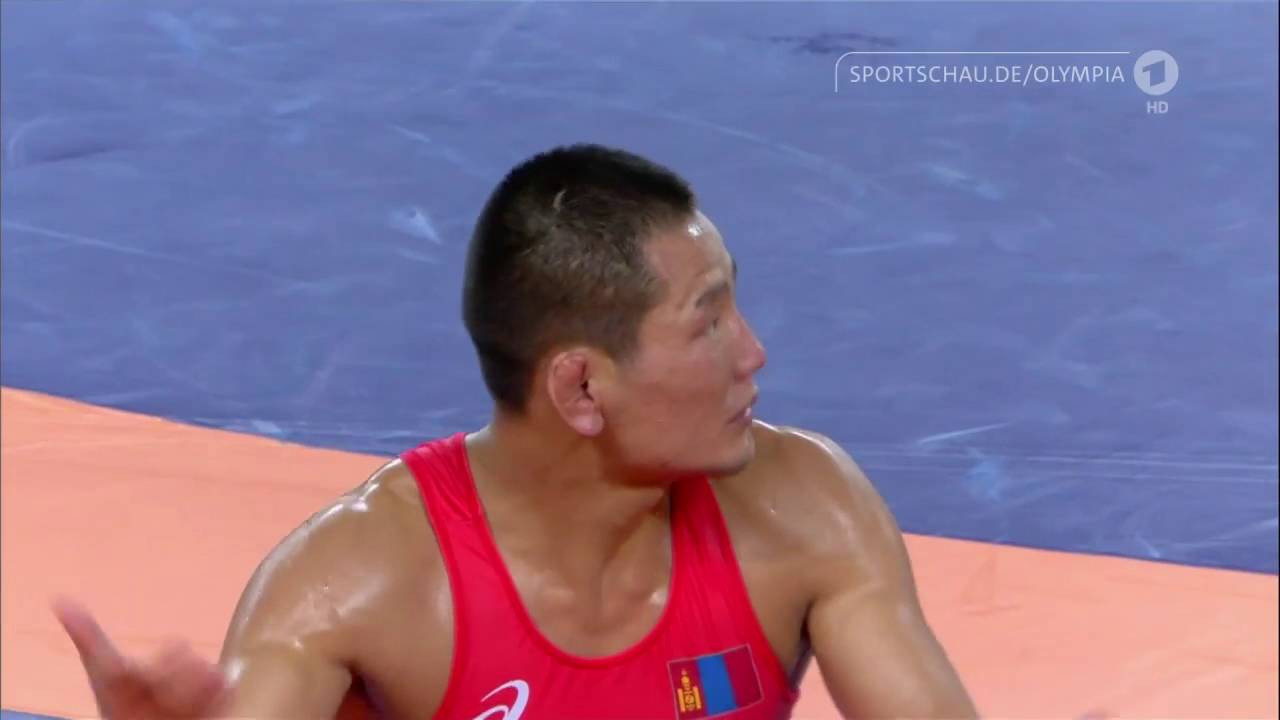 Mongolische Trainer ziehen vor Kampfrichter blank Rio 2016