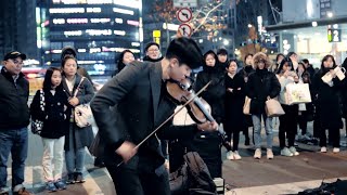 Amazing Street Violin Boy Drawing Audience (Over The Rainbow)