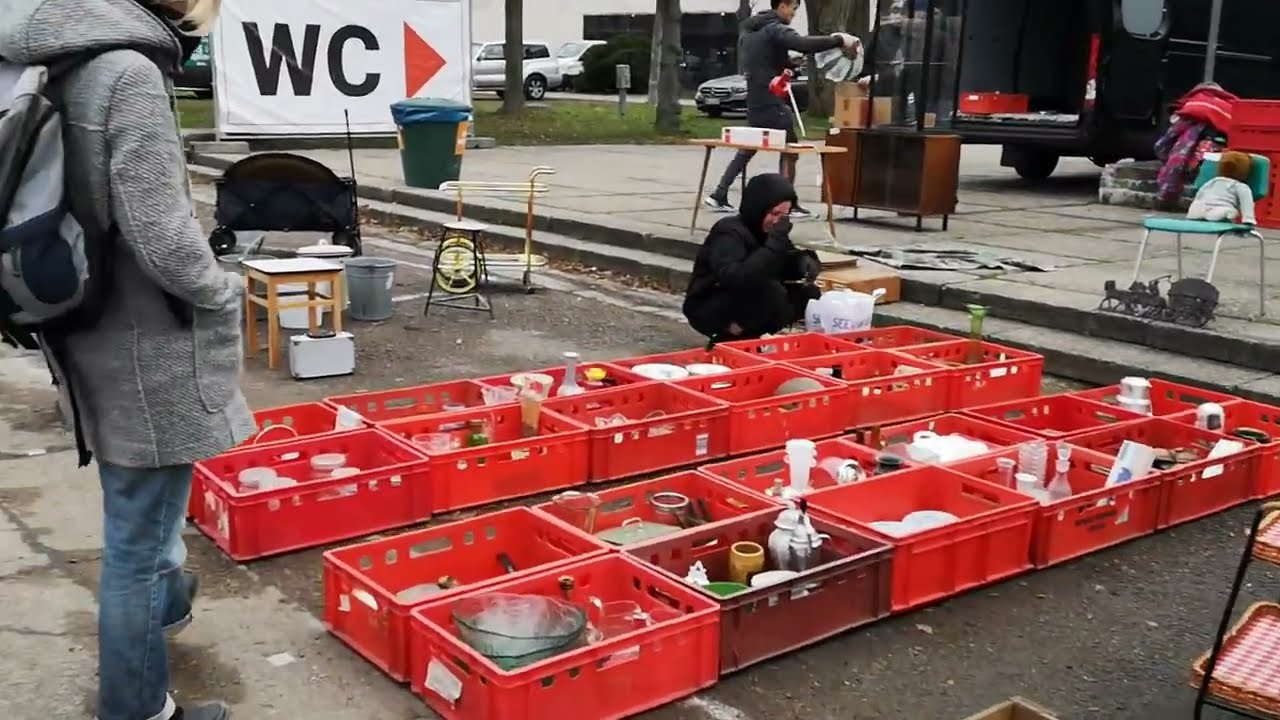 ОПЯТь идЁм на БАРАХОЛКу в ГЕРмАНИИ! БЛОШИНЫЙ и АНТИКВАРНЫЙ рынок в ГЕРМАНИИ! КОРОБКИ с ВИНТАЖом!