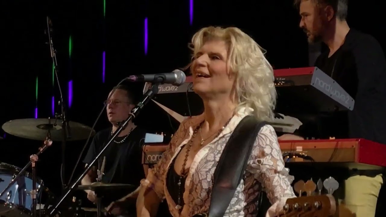 Halberg+Friends Magi i luften