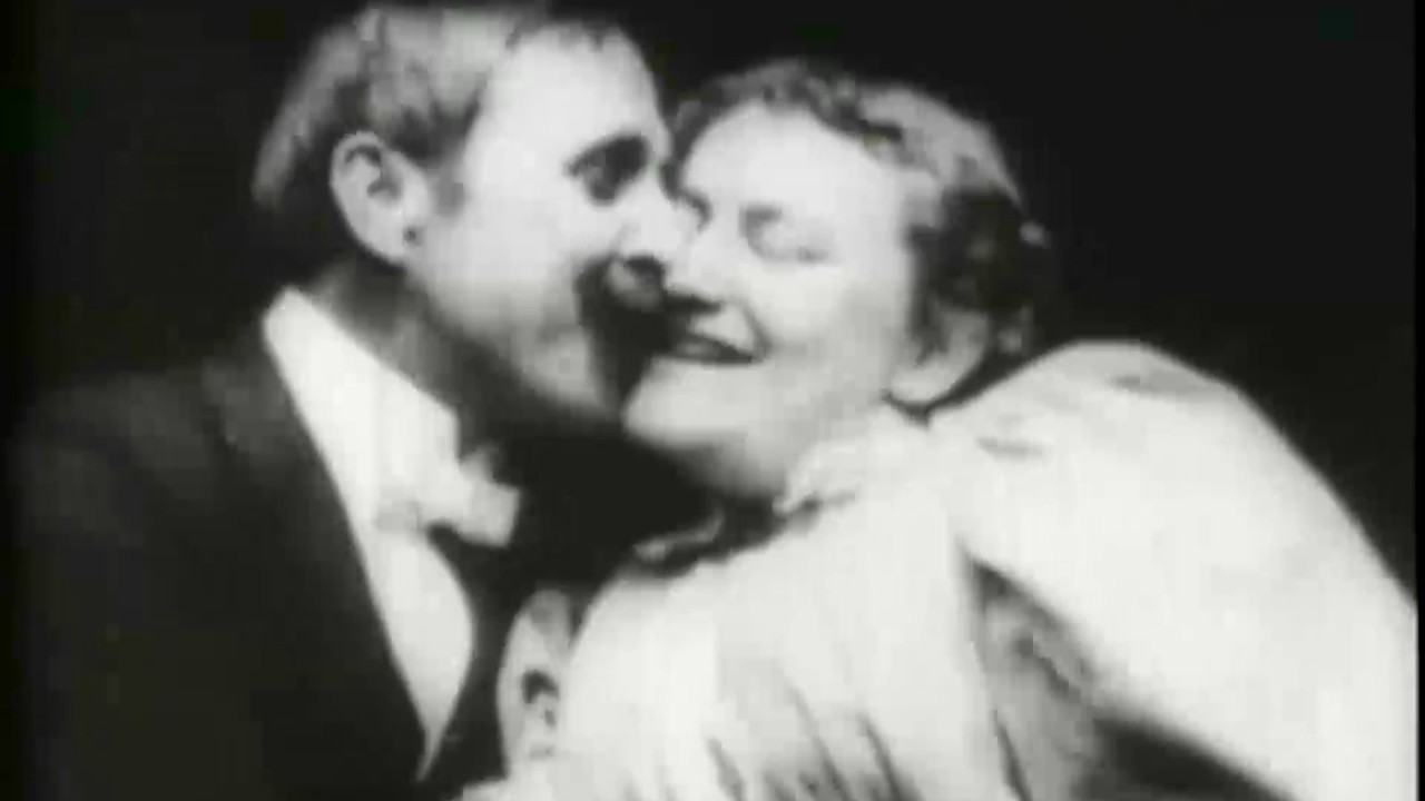 The May Irwin Kiss 1896 - 1st Movie Kiss