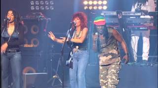 Alpha Blondy - Ne tirez pas sur l&#39;Ambulance Paris Zénith 2009