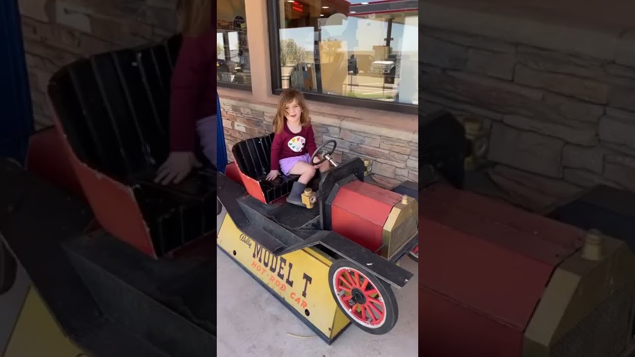 From the New Mexico/ Texas border - Eva at Russell’s Travel Center !