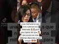 con los ojos cerrados