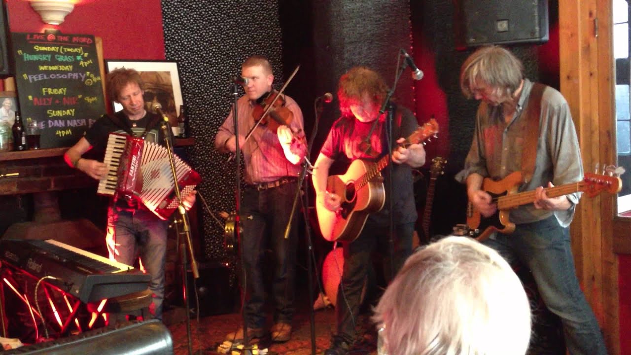 Kane O Rourke Kane O Rourke doin his ting with Hungry Grass at the Morden Arms ...