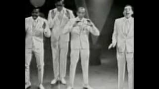 Smokey Robinson & The Miracles - Tracks Of My Tears