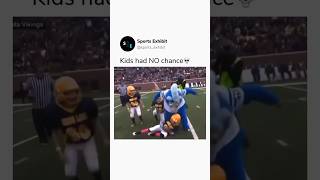 Mascots Showed No Mercy 😆😆😆 #funny #comedy #jokes #laugh #kids #football #nfl #fun #mascot #happy