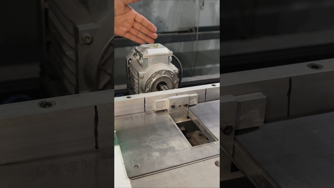 Automatic punching equipment for mesh, infrared positioning, strong punching force, easy to maintain