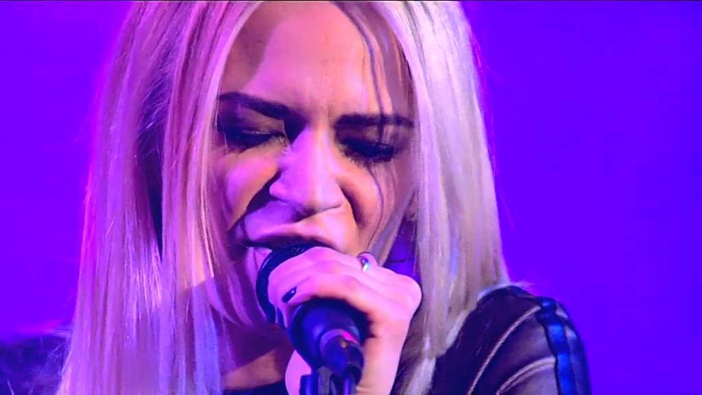 ALLOISE - Love Me or Leave Me (live) @ Кращийконцертроку - YouTube