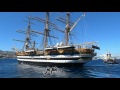 l'Amerigo Vespucci lascia Messina