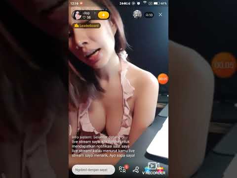 Hotttt...!!!! wanita sange gak pake bra.... Sediakan tisu...