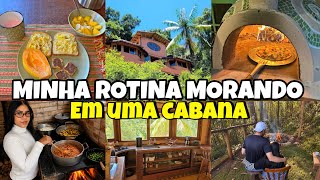 MORANDO EM UMA CABANA NA FLORESTA 🏡 Minha rotina| Almoço no fogão a lenha| pizza| petiscos| fogueira