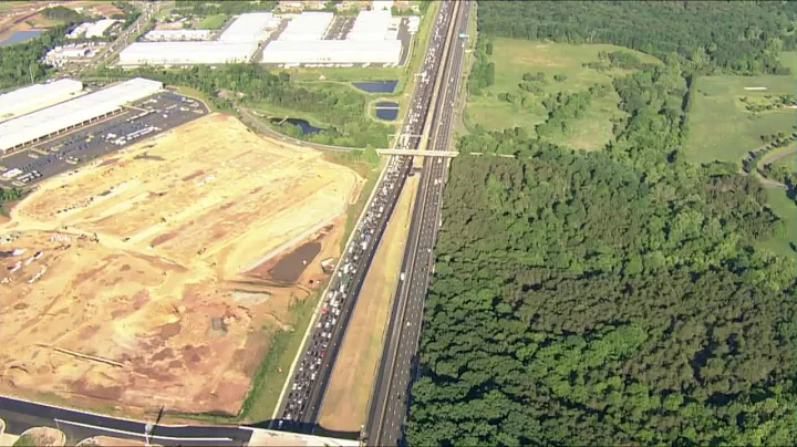 Traffic Alert: Crash Blocks EB Lanes of I-66 in Manassas |  FOX 5 DC