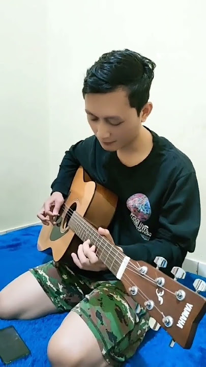 PAYUNG TEDUH - ANGIN PUJAAN HUJAN GUITAR COVER