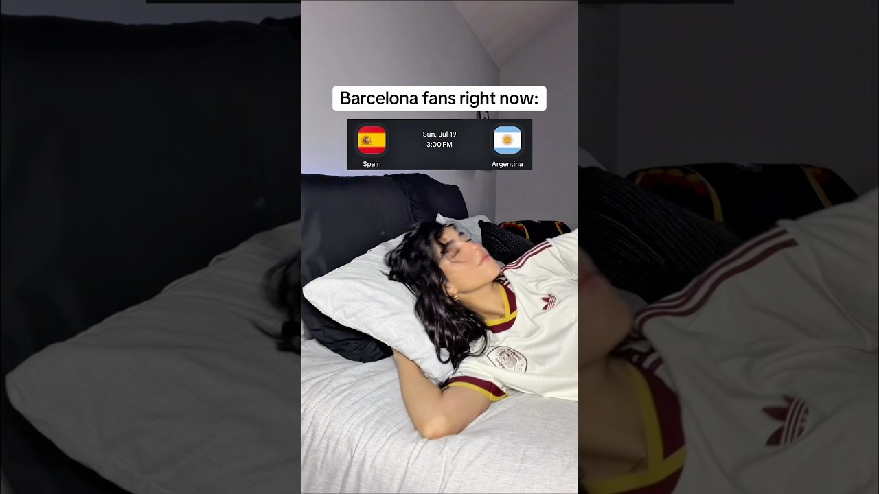 Barcelona fans vs Real Madrid fans