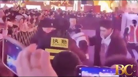 AI robot malfunctions, “attacks” people at Chinese festival