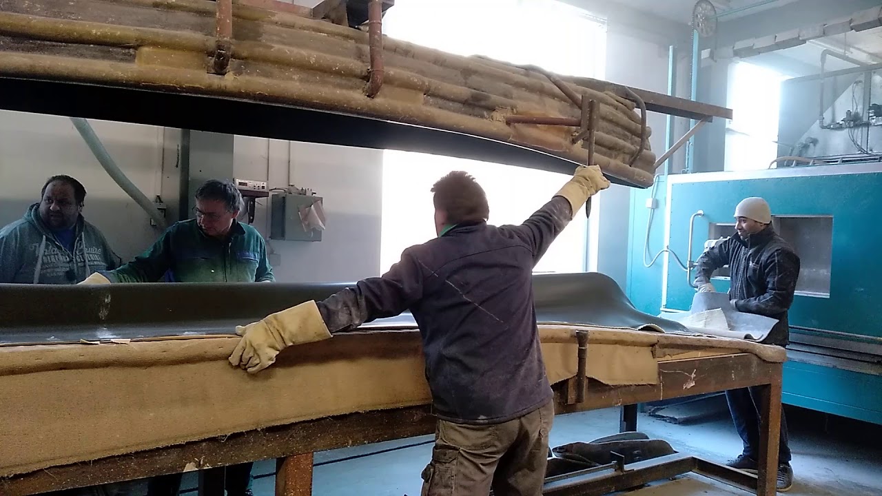 Royalex  Canoe  molding