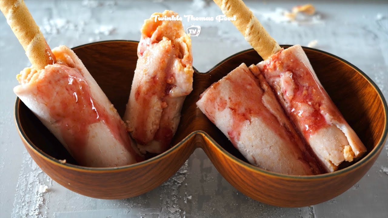 Munchy's Munchini Wafer Twigs Strawberry Cream Ice Cream Roll