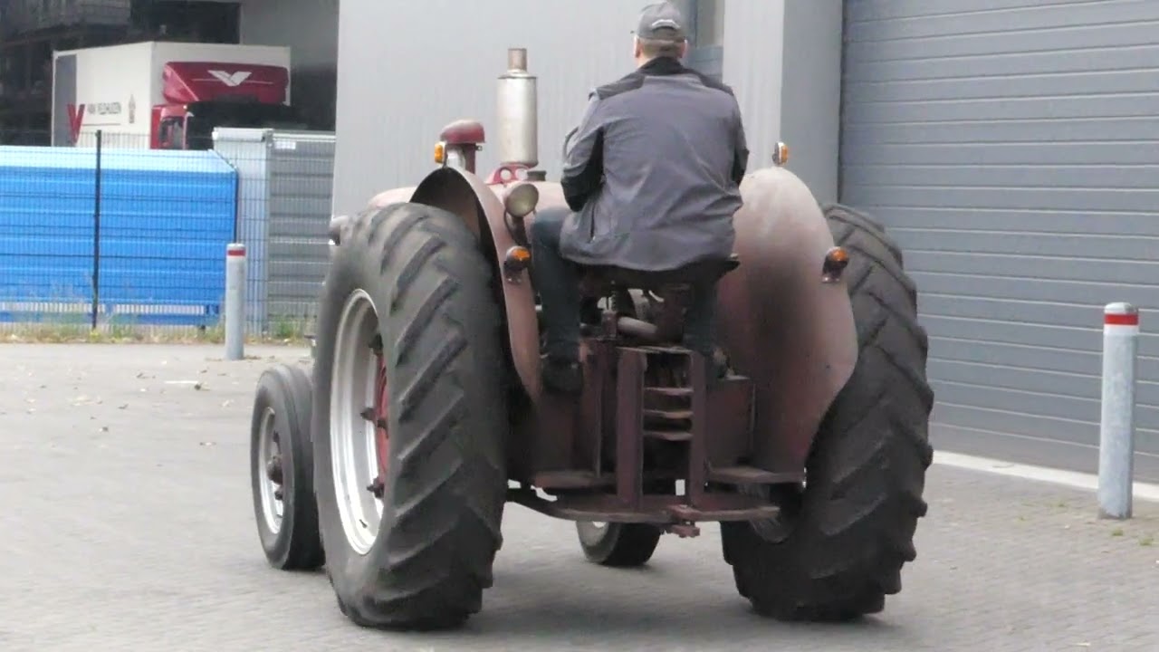 MC Cormick WD9 for sale at VDI auctions