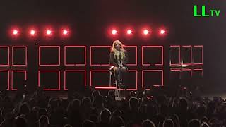 Avril Lavigne  Breakaway  Madison Square Garden 53025