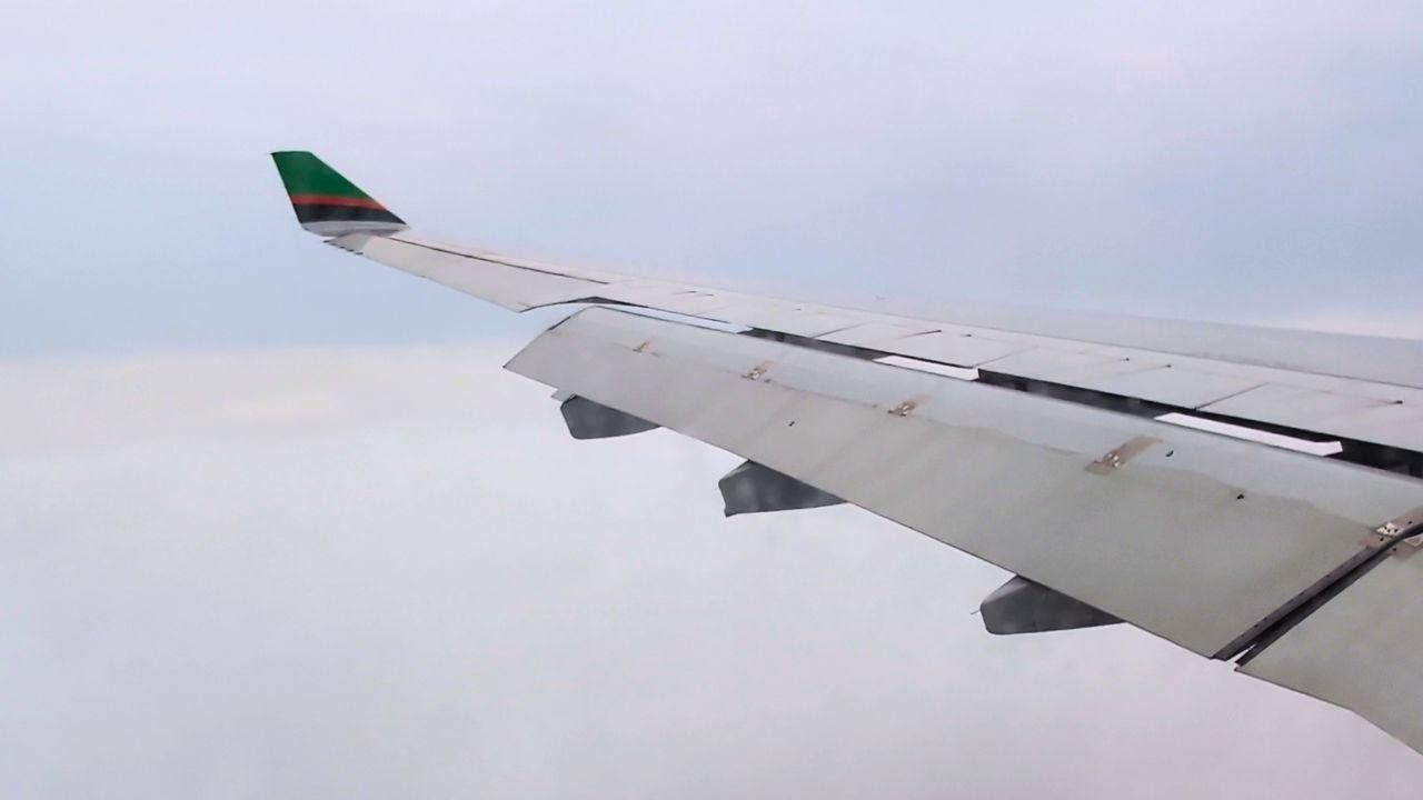 4K | CLOUDY | EVA Air A330-300 Descent & Landing | Taipei (TPE)