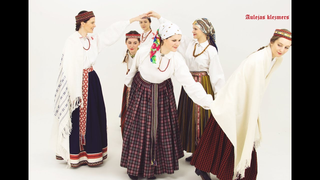 Tautumeitas un Auļi - 