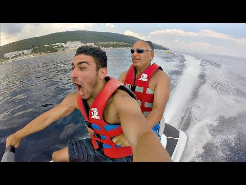 Dad reacts to WORLDS fastest JET SKI