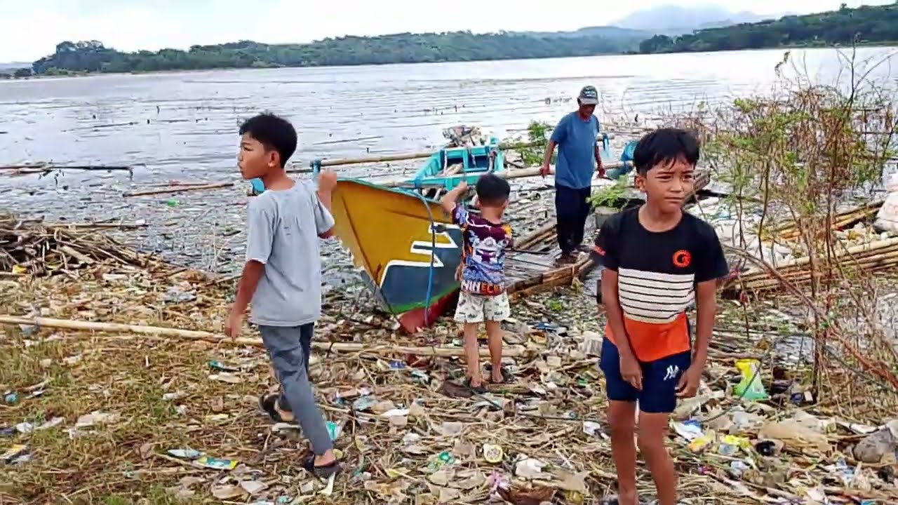 Suasana di Pesisir Tugu Wado Waduk Jatigede
