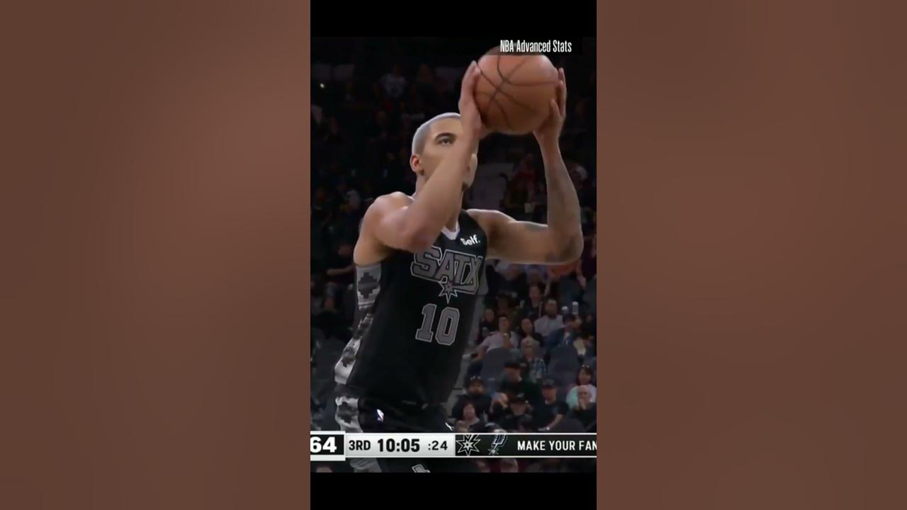 Jeremy Sochan's one-handed free throw, explained: Is new shooting