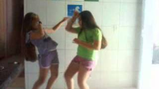 Vitoria E Luana Dançando Funk