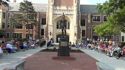 TrojanPlaza 1