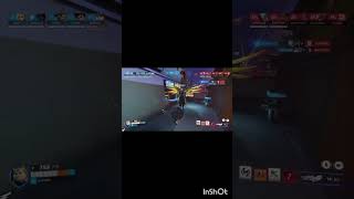 Autoconfiança no Overwatch rende shorts
