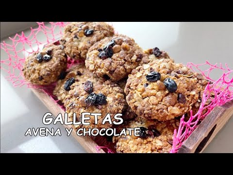 OATMEAL COOKIES WITH CHOCOLATE CHIPS