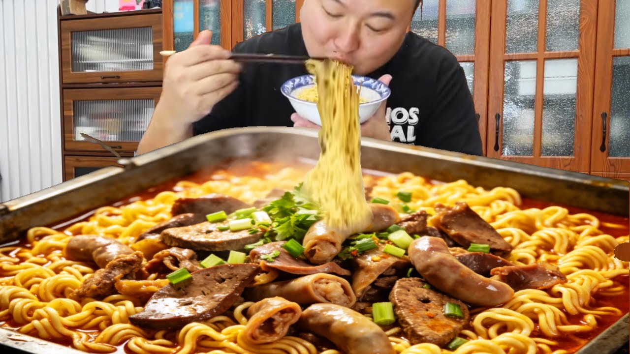 🔥【羊杂泡面】冰箱剩点羊杂碎，做碗羊杂泡面，大口吸面太过瘾！【cram阿强】