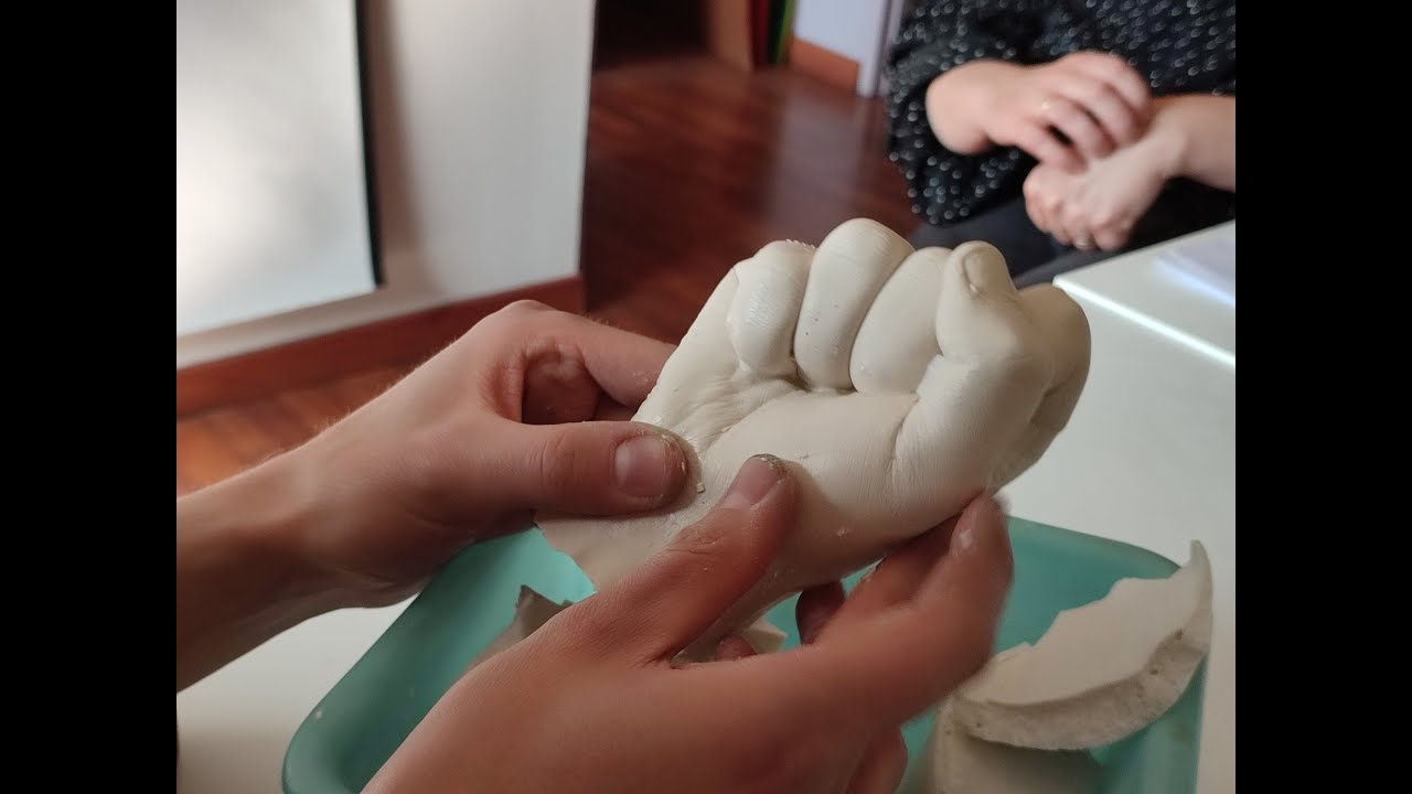 Comment faire un moulage de main avec l'alginate ? 