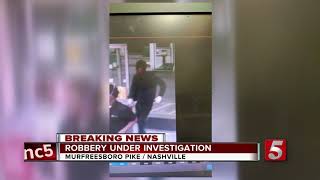 Clerk not hurt during Mapco robbery; police searching for suspect