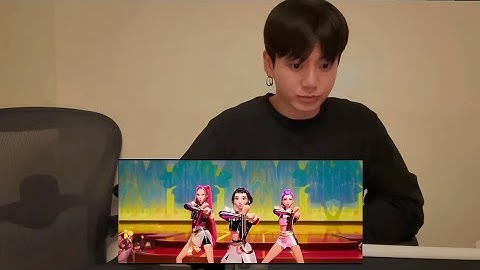 BTS Jungkook Reacting To K-pop Demon Hunters "Golden"
