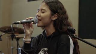 NADIN AMIZAH - RUMPANG #OZCLUSIVE chords