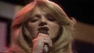 Bonnie Tyler - It's A Heartache (Official Music Video)