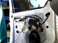 Как снять извлечь заменить стекло передней двери VW T5 demontaz zamiana szyby drzwi przod!