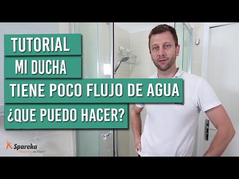 Mi ducha tiene poco flujo de agua, ¿qué puedo hacer?