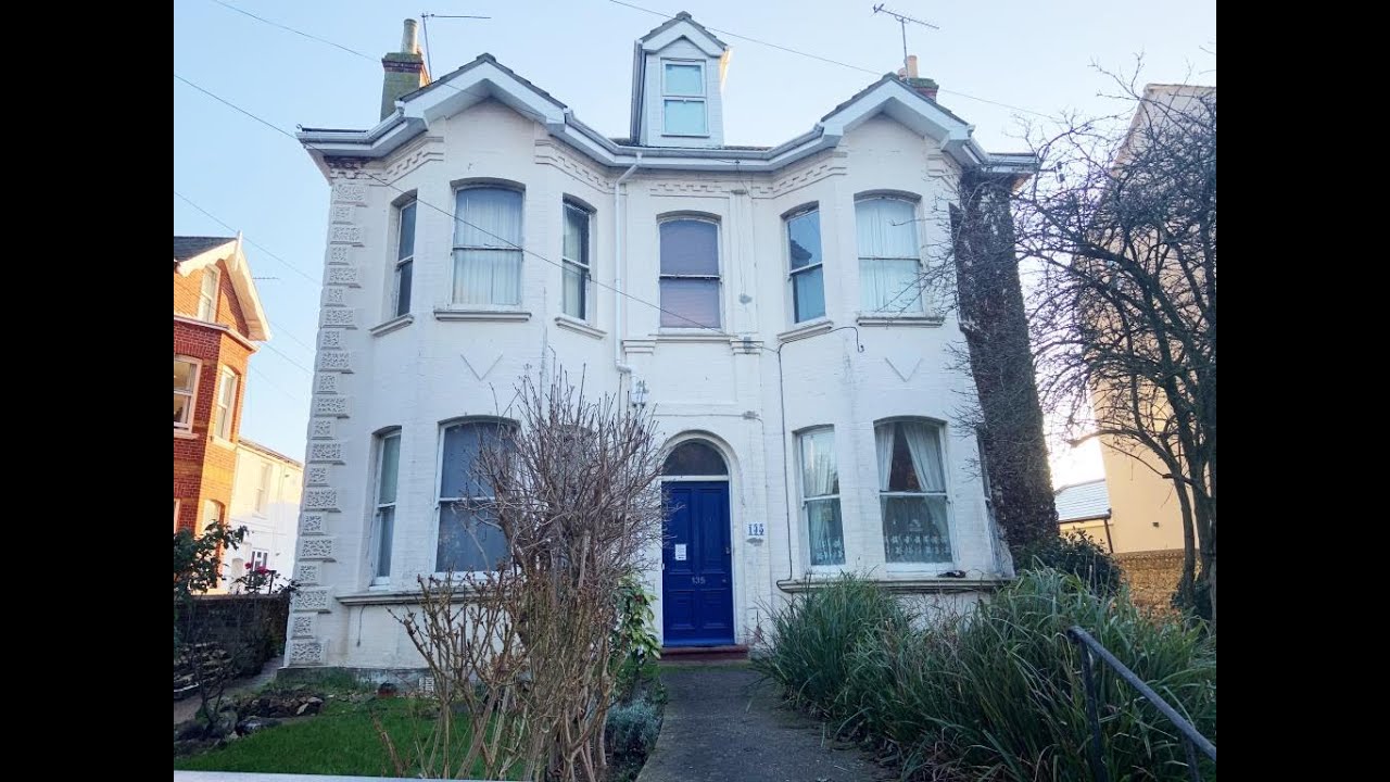 Flat 1, 135 Park Road, Worthing, West Sussex February Online Auction
